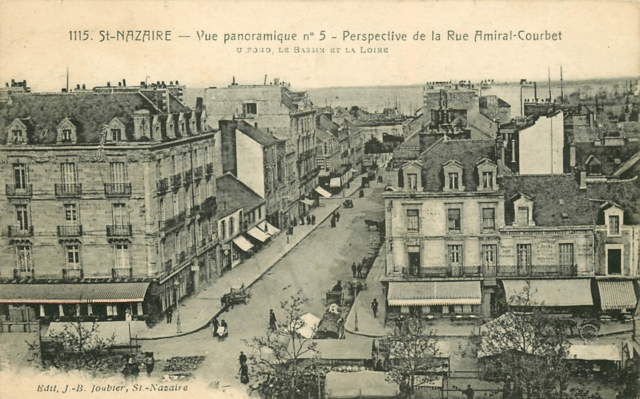 RueAmiralCourbetCafeDuRalliement1921